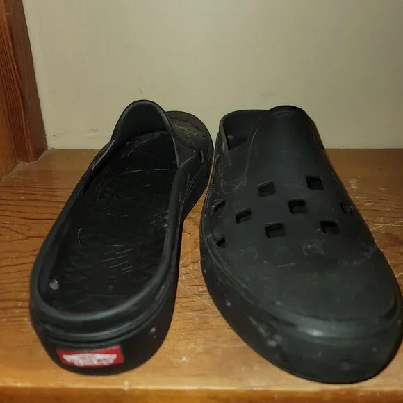 Vans | Shoes | Mte Slipon Mule Trk Sandal | Poshmark display picture 2